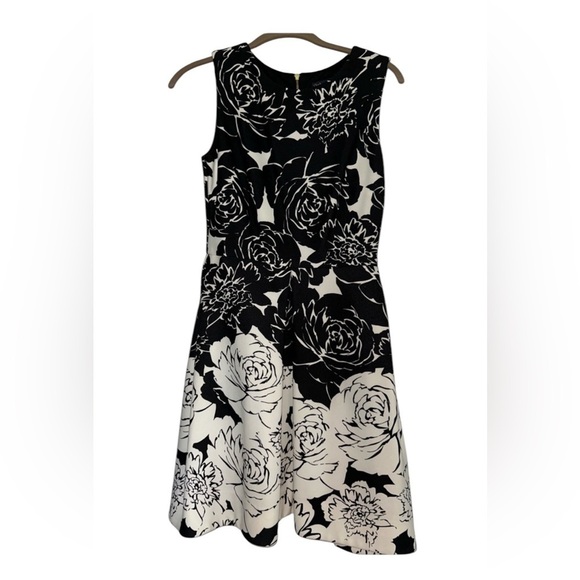 Just...Taylor Dresses & Skirts - NWOT just Taylor sleeveless dress